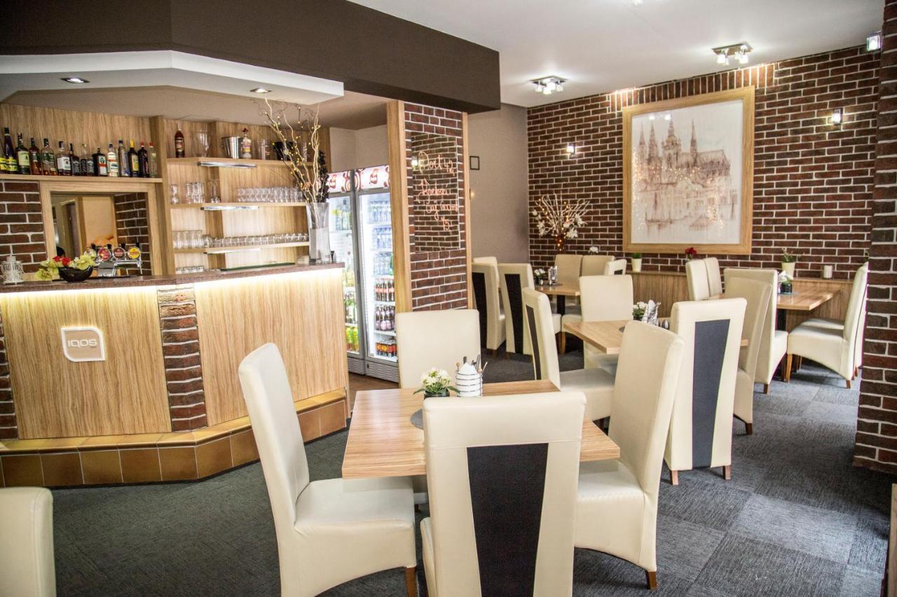Hotel U Mesta Prahy Наход Екстер'єр фото