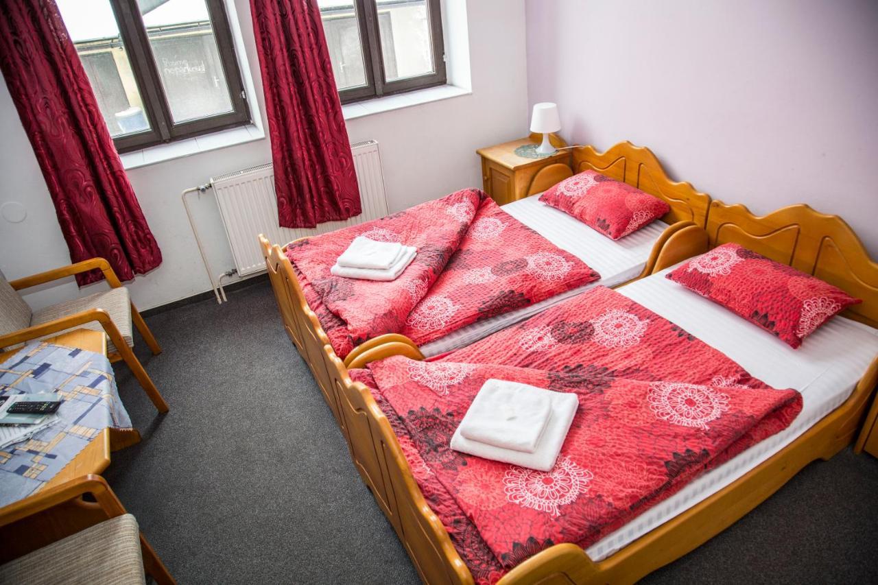 Hotel U Mesta Prahy Наход Екстер'єр фото