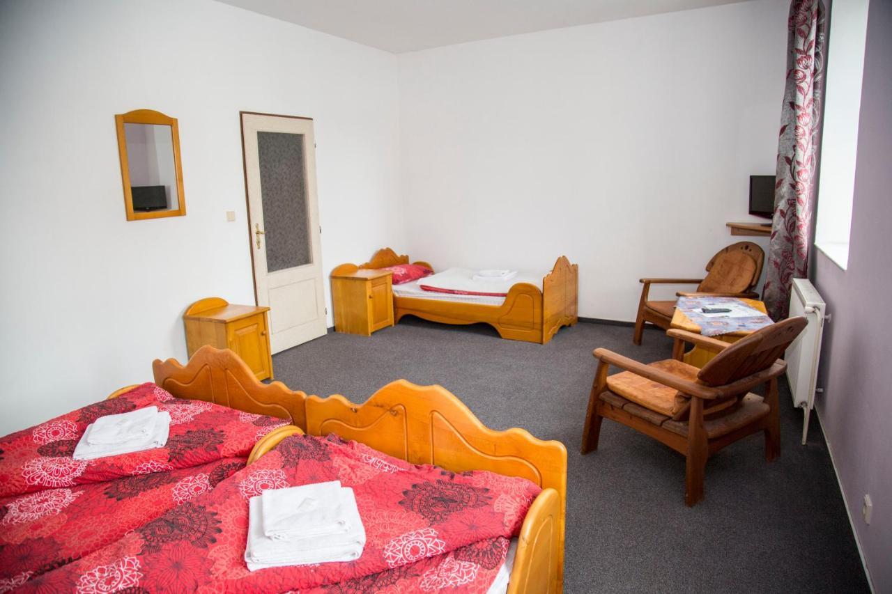 Hotel U Mesta Prahy Наход Екстер'єр фото